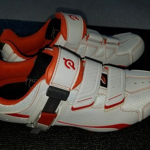 Peloton Cycling Shoes - Size 40 / men 7 women 9 Un